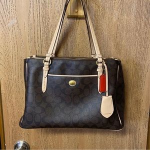 Coach signature Peyton doubles zip carryall shoulder bag purse Brown